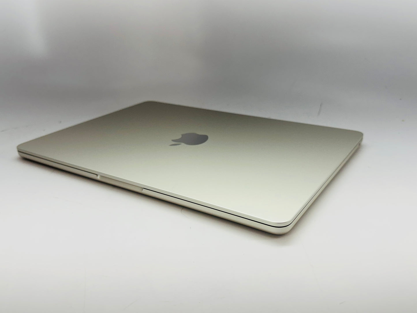 Apple 2022 MacBook Air M2 13.6" (10-Core GPU) 16GB RAM 1TB SSD - READ