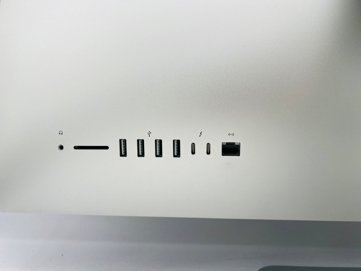 Apple 2020 iMac 27" 5K Retina 3.8GHz i7 32GB RAM 1TB SSD RP5700XT 16GB Excellent