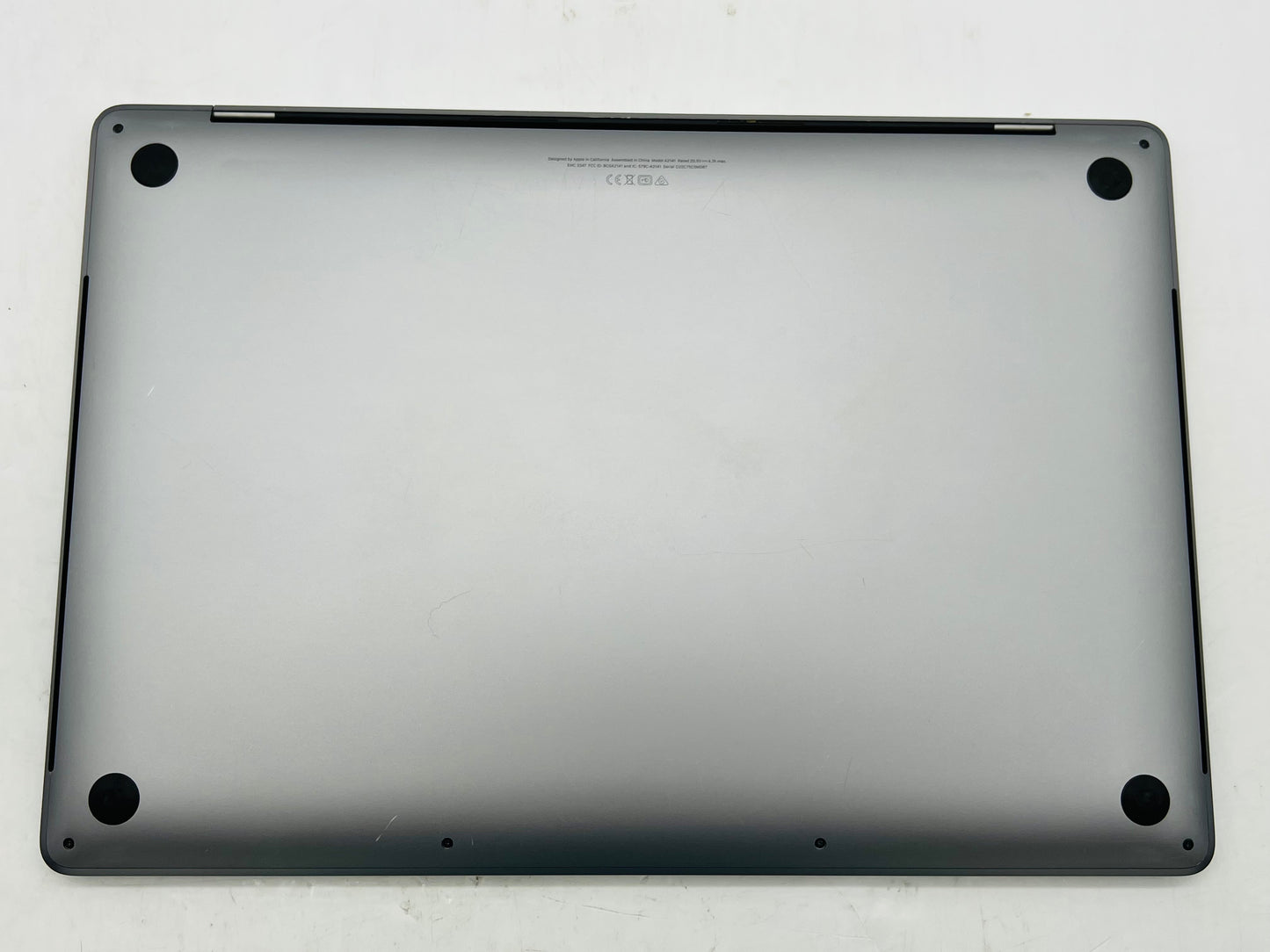 Apple 2019 MacBook Pro 16 in TB 2.3GHz i9 32GB RAM 1TB SSD RP5500M 8GB - Good