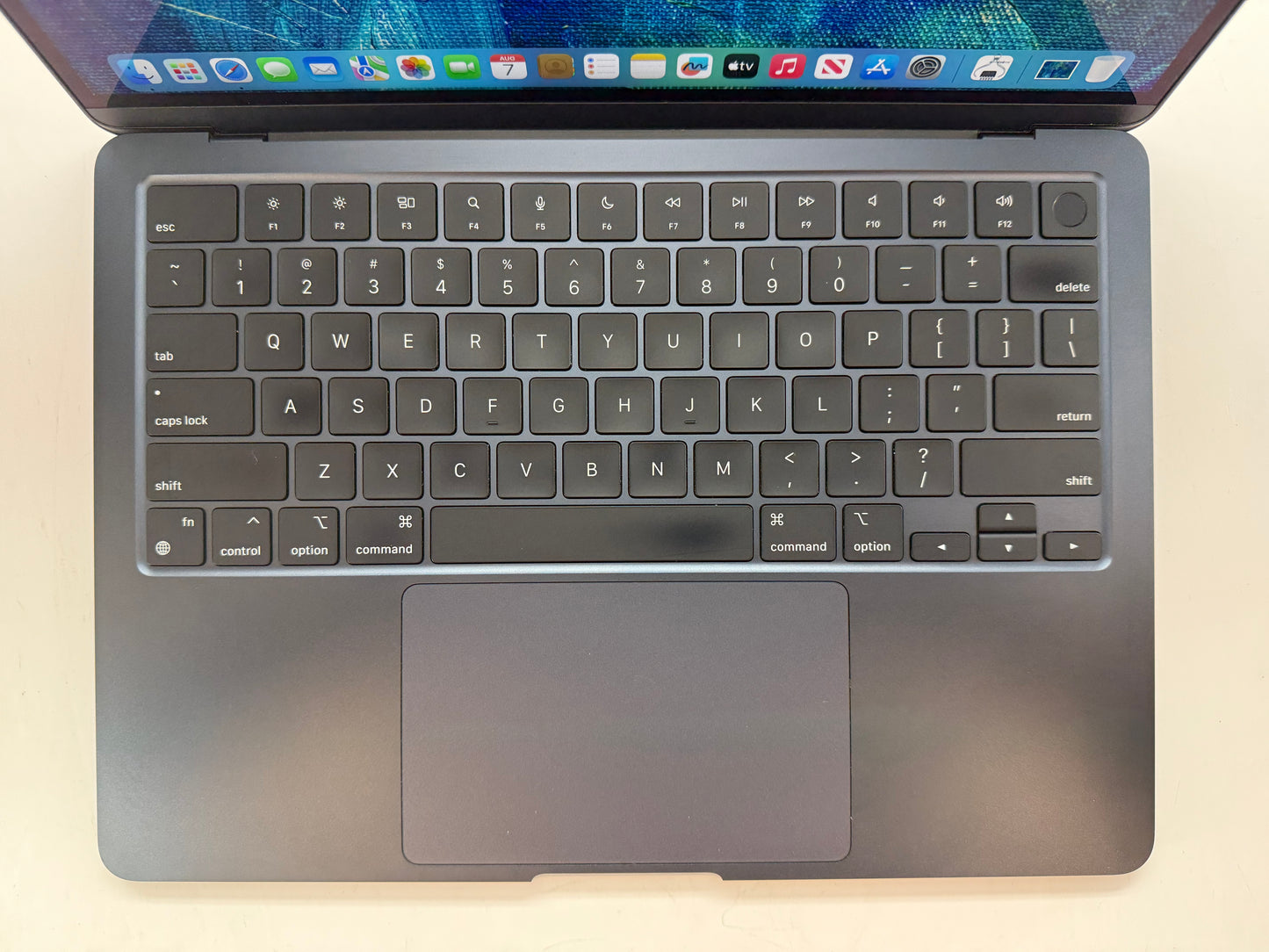 Apple 2022 MacBook Air M2 13.6" (8-Core GPU) 16GB RAM 256GB SSD AC+ - Very good