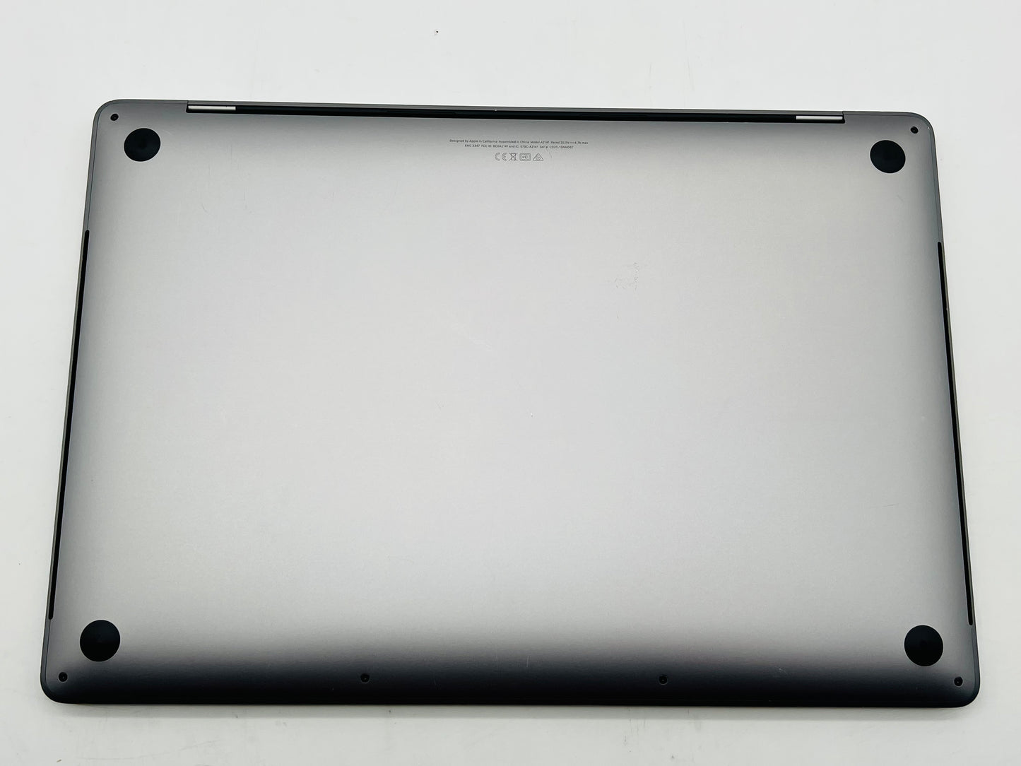 Apple 2019 16in MacBook Pro TB 2.3GHz 8-Core i9 16GB RAM 2TB SSD RP5500M 8GB AC+