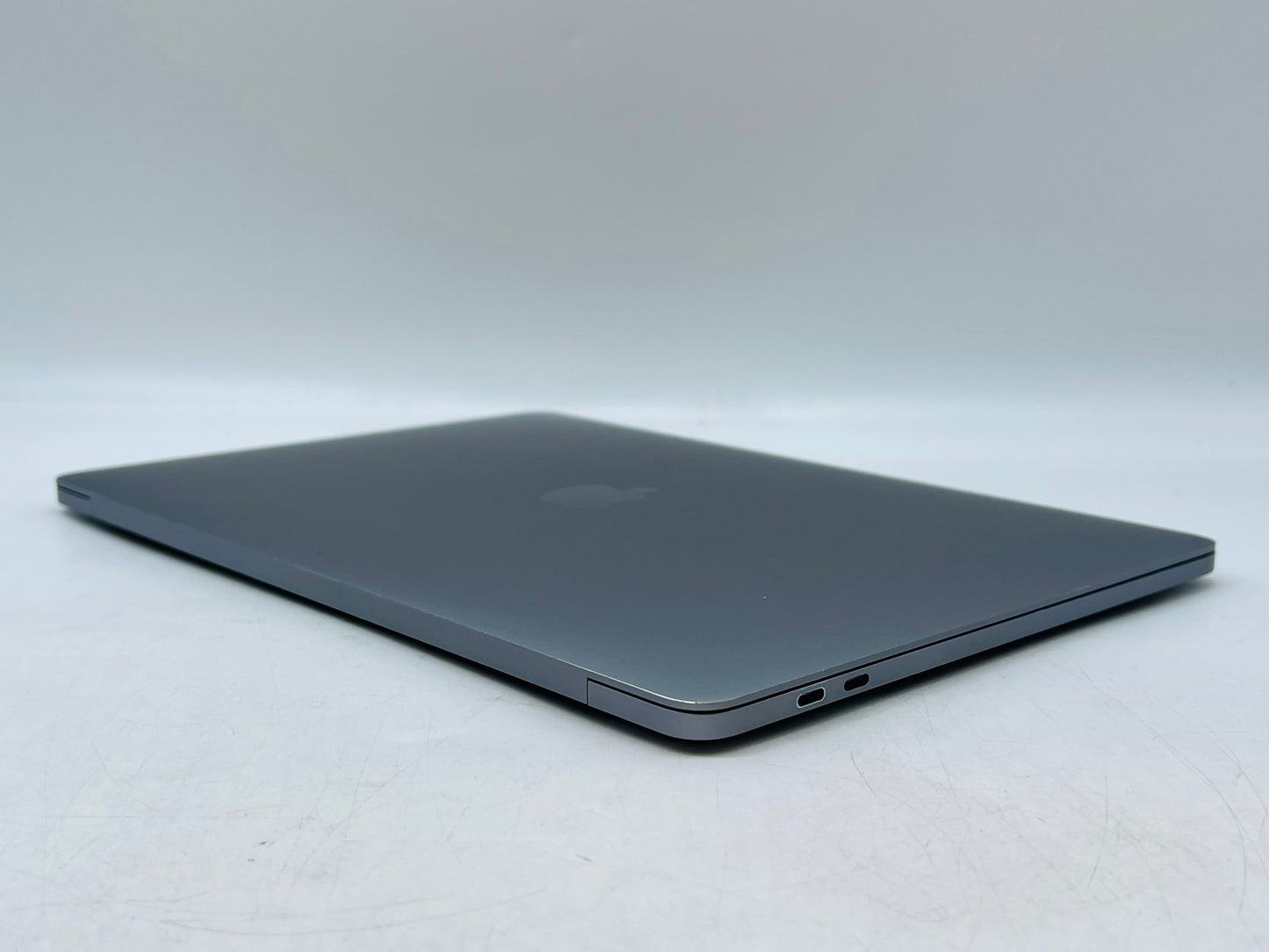 Apple 2017 13 in MacBook Pro TB 3.1GHz Dual-Core i5 8GB RAM 256GB SSD IIPG640
