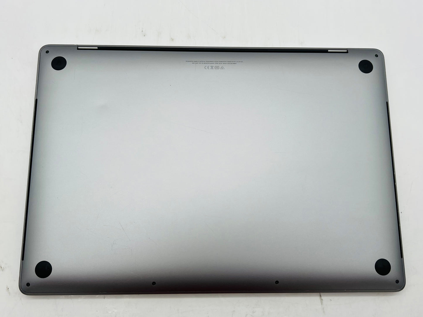 Apple 2019 MacBook Pro 16 in TB 2.4GHz 8-Core i9 64GB RAM 2TB SSD RP5500M 8GB