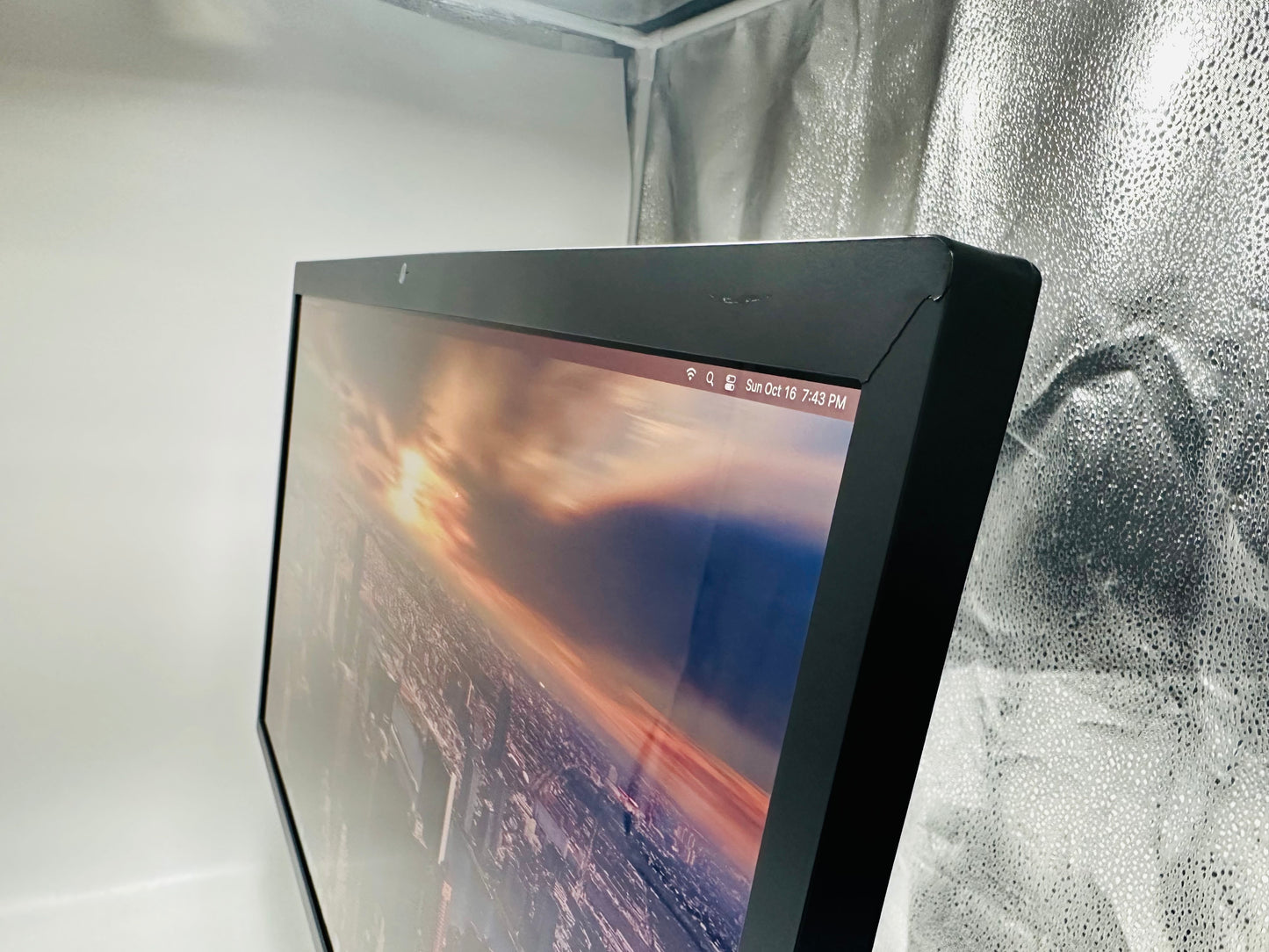 LG 27 inch UltraFine 5K 5120x2880 IPS macOS Compatibility, DCI-P3