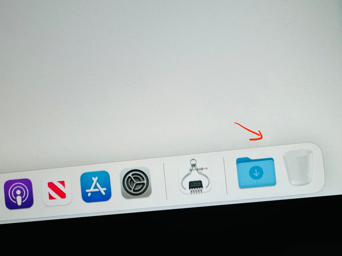 Apple 2019 13 in MacBook Air 1.6GHz Dual-Core i5 16GB RAM 256GB SSD IUG617 AC+