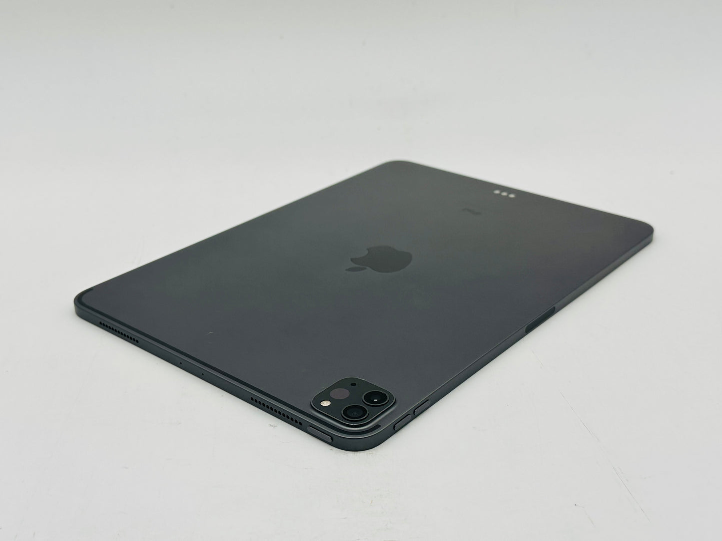 Apple 2020 iPad Pro (11-inch) (2nd generation) 256GB Wi-Fi only "Gray"