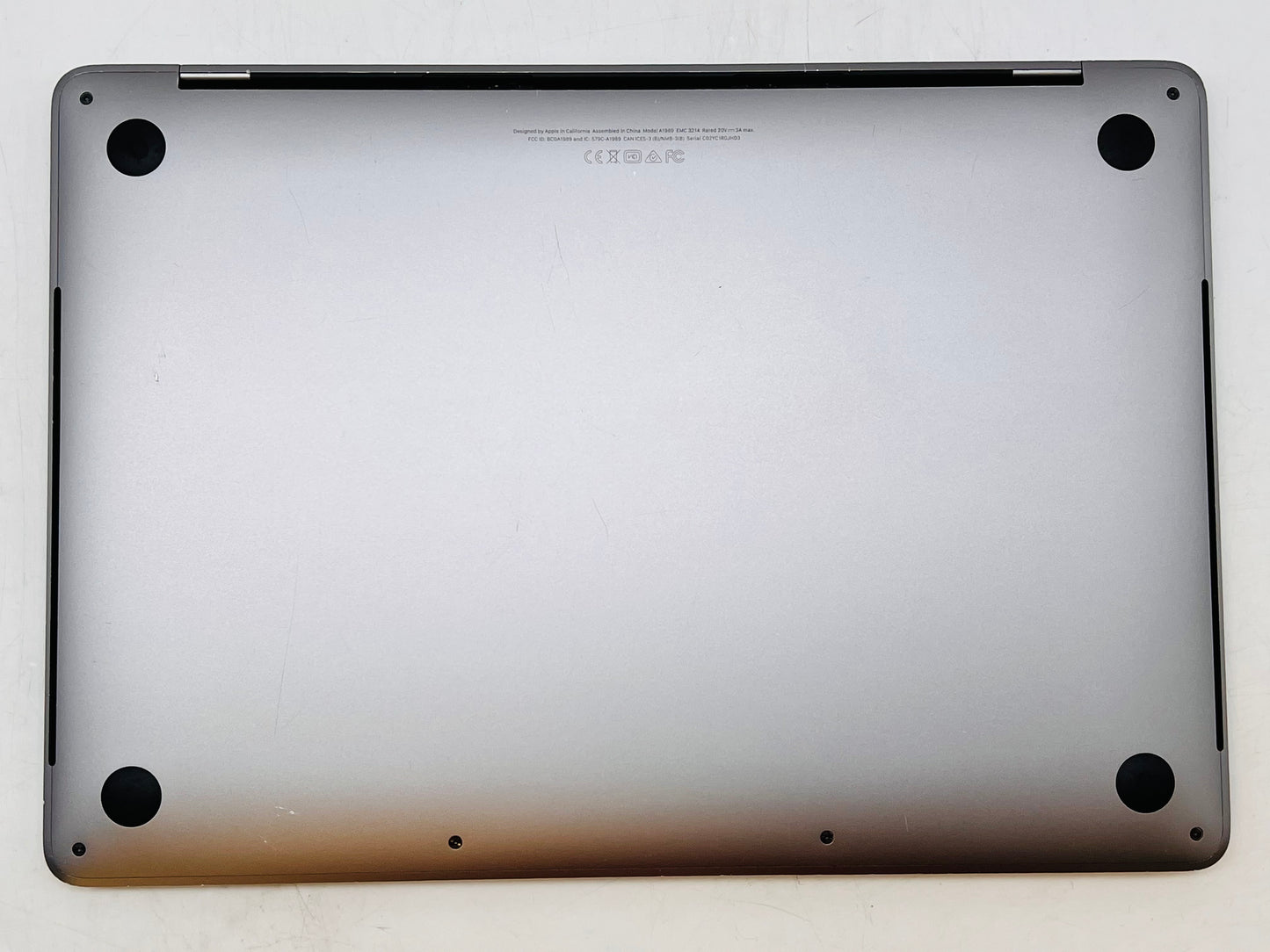 Apple 2018 13 in MacBook Pro TB 2.3GHz Quad-Core i5 16GB RAM 512GB SSD IIPG655