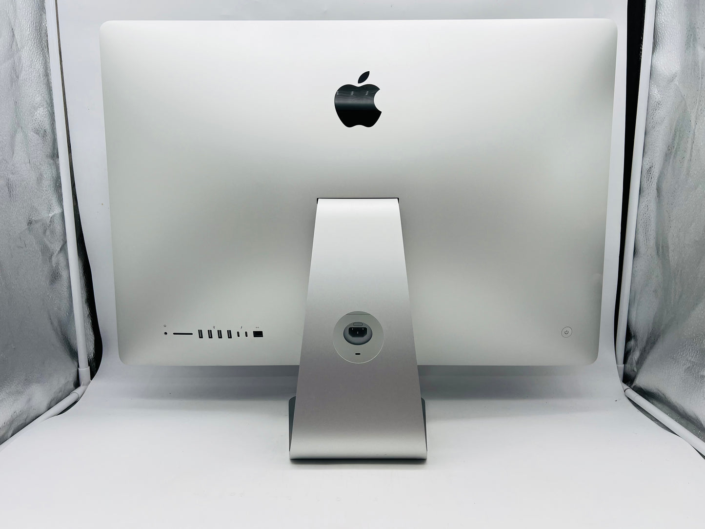 Apple 2019 iMac 27" 5K Retina 3.0GHz i5 16GB RAM 512GB SSD RP570X 4GB Excellent