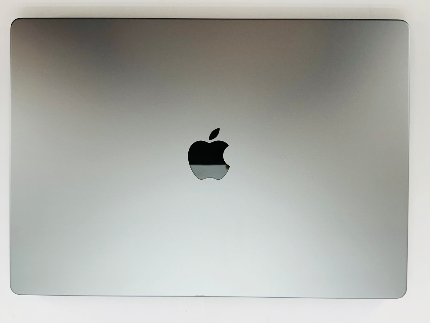 Apple 2021 MacBook Pro 16" M1 Max (32-Core GPU) 32GB RAM 512GB SSD Excellent