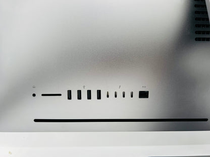 Apple 2017 iMac Pro 27 in 2.5GHz 14-Core Xeon W 64GB RAM 2TB SSD Vega56 8GB