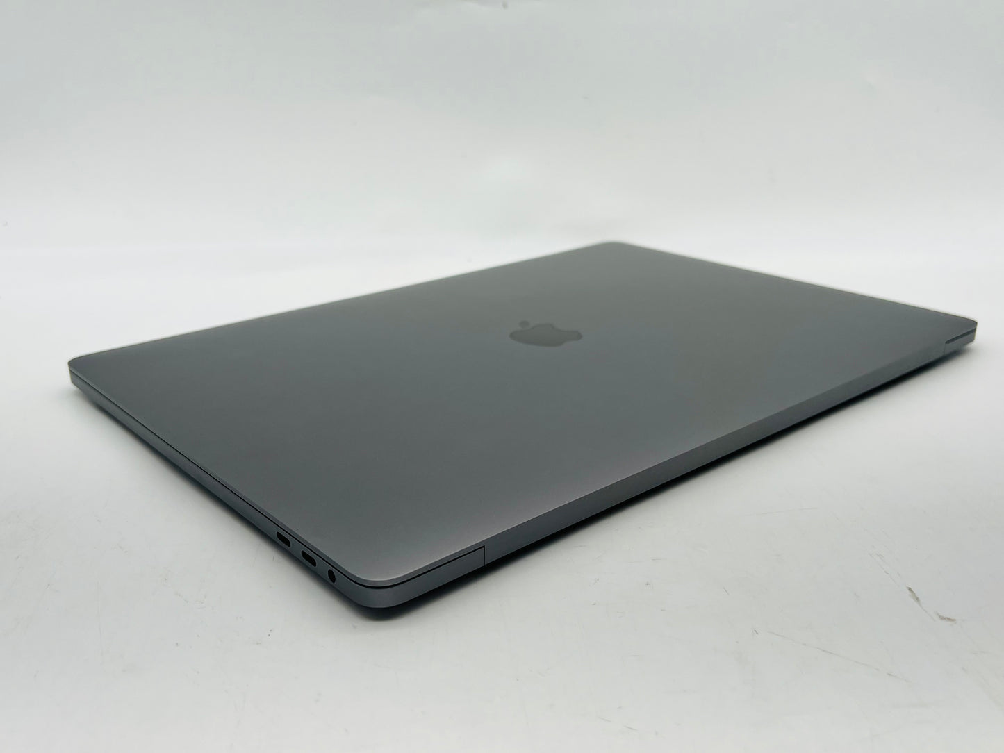 Apple 2019 MacBook Pro 16 in 2.3GHz i9 16GB RAM 1TB SSD RP5500M 4GB - Very Good