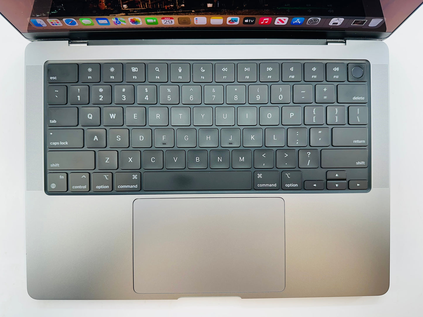 Apple 2021 MacBook Pro 14" M1 Max (32-Core GPU) 64GB RAM 2TB SSD - Excellent