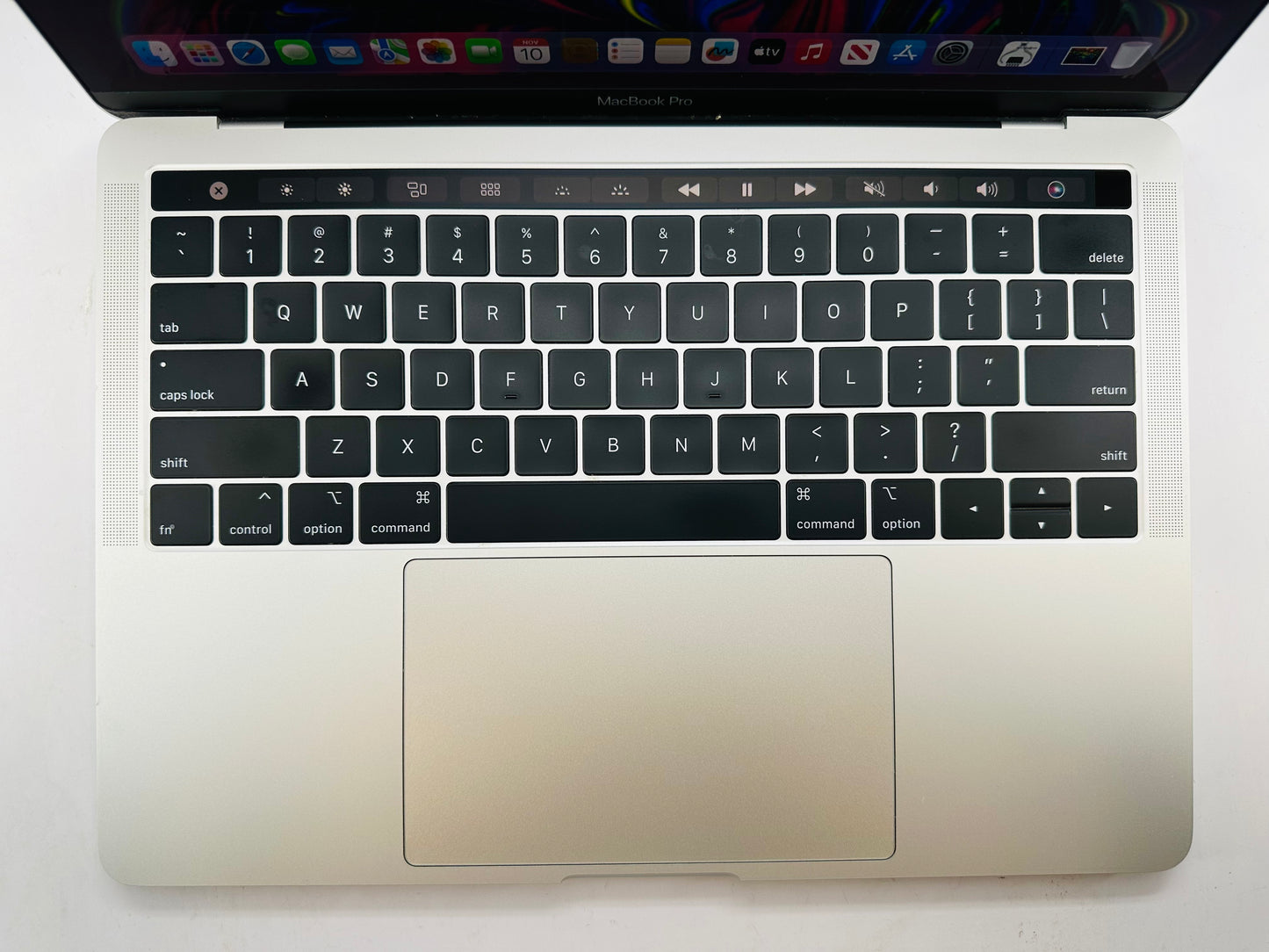 Apple 2019 MacBook Pro 13" TB 1.4GHz Quad-Core i5 8GB RAM 256GB SSD - Very good