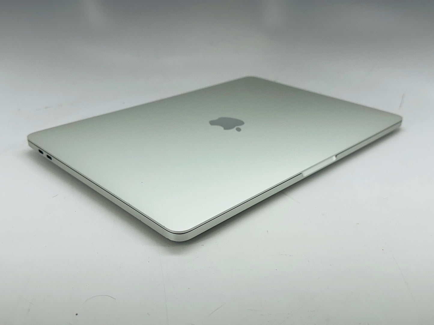 Apple 2019 MacBook Pro 13" TB 1.4GHz Quad-Core i5 8GB RAM 256GB SSD - Very good