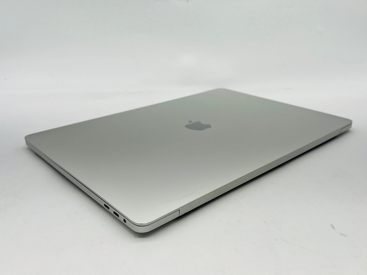 Apple 2019 MacBook Pro 16" 2.6GHz i7 16GB RAM 512GB SSD RP5300M 4GB - Very Good