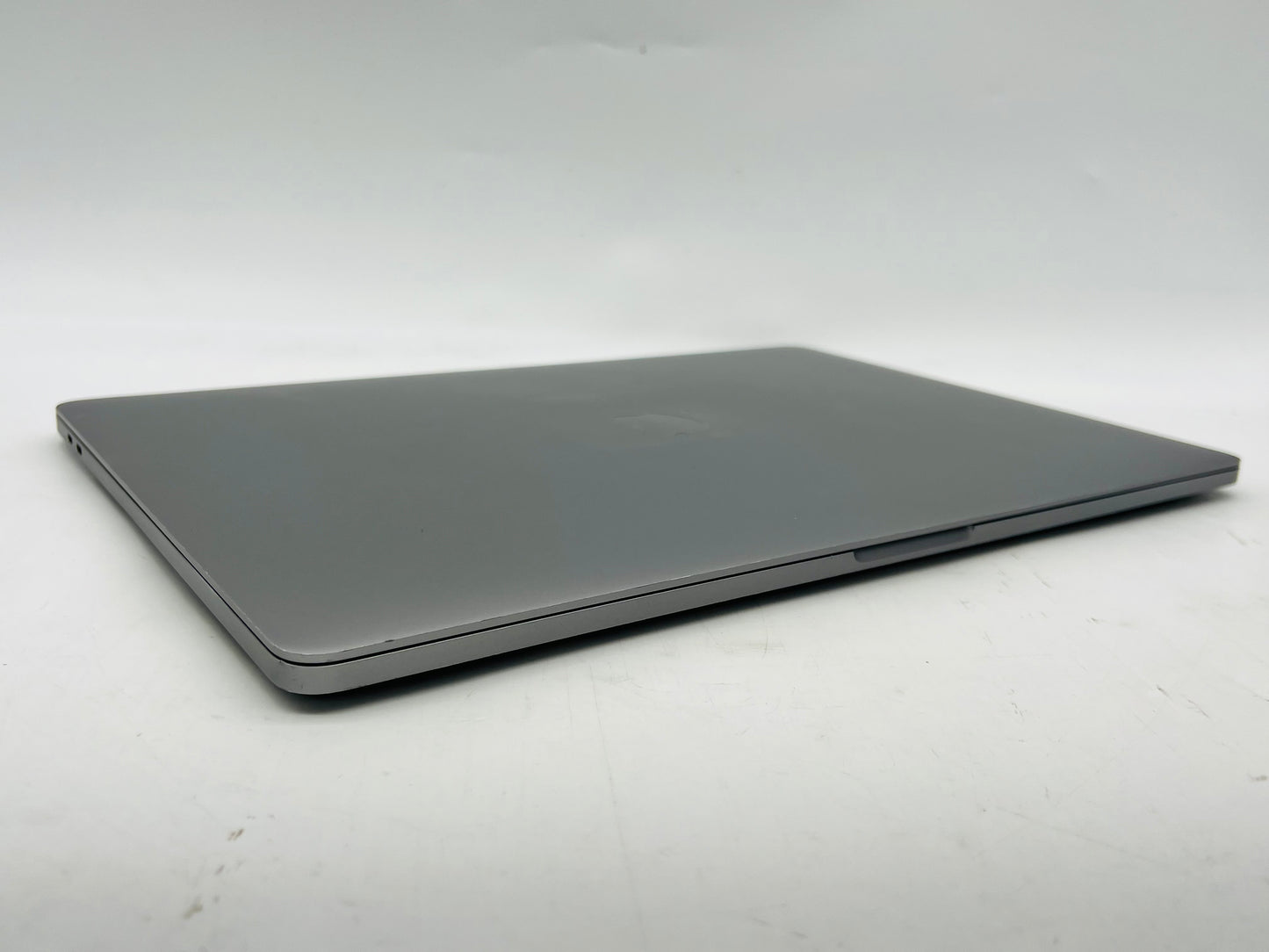 Apple 2019 MacBook Pro 16 in TB 2.6GHz i7 16GB RAM 512GB SSD RP5300M 4GB - Good