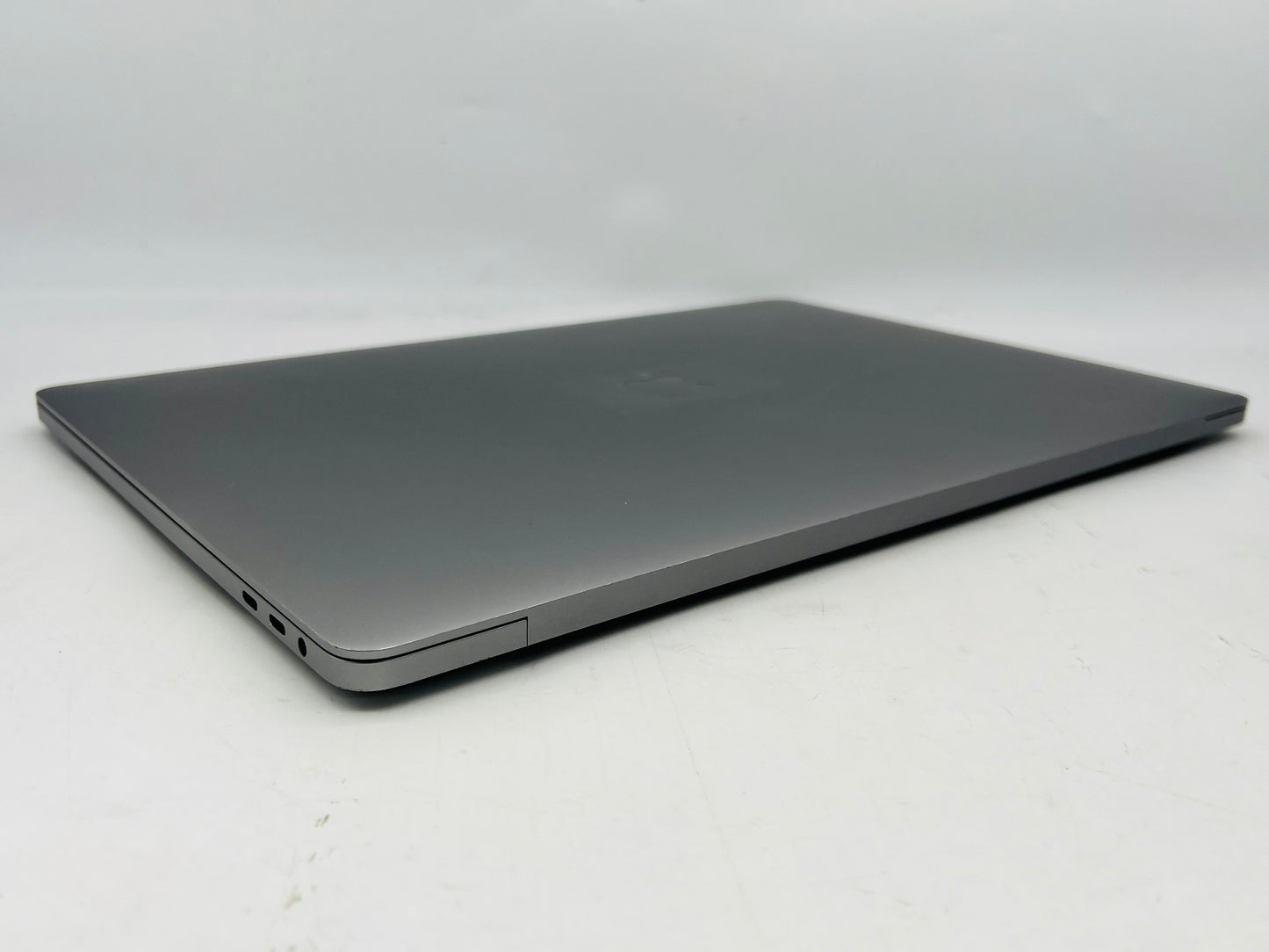 Apple 2019 MacBook Pro 16 in TB 2.6GHz i7 16GB RAM 512GB SSD RP5300M 4GB - Good