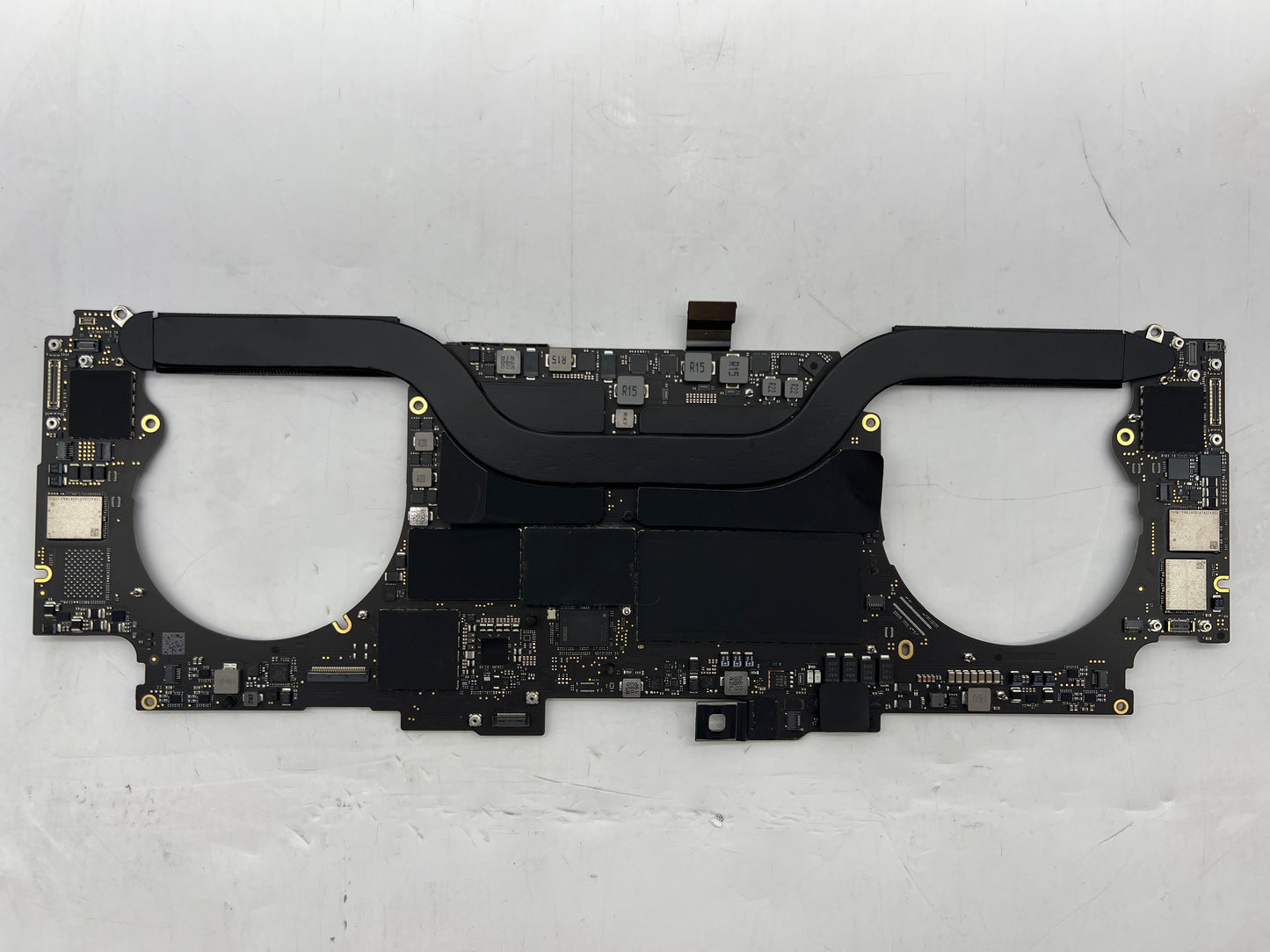 A2141 Apple 2019 MacBook Pro 16" Logic Board 2.4GHz i9 32GB 1TB GFX 4GB Touch ID