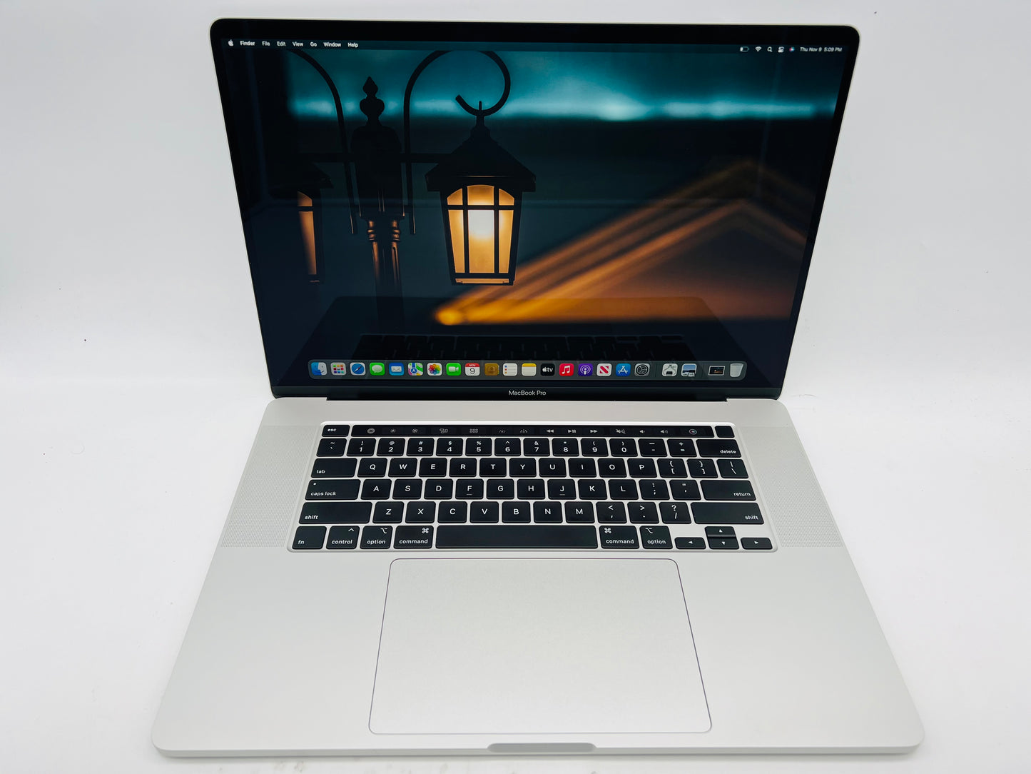 Apple 2019 MacBook Pro 16" 2.6GHz i7 16GB RAM 512GB SSD RP5300M 4GB - Very Good