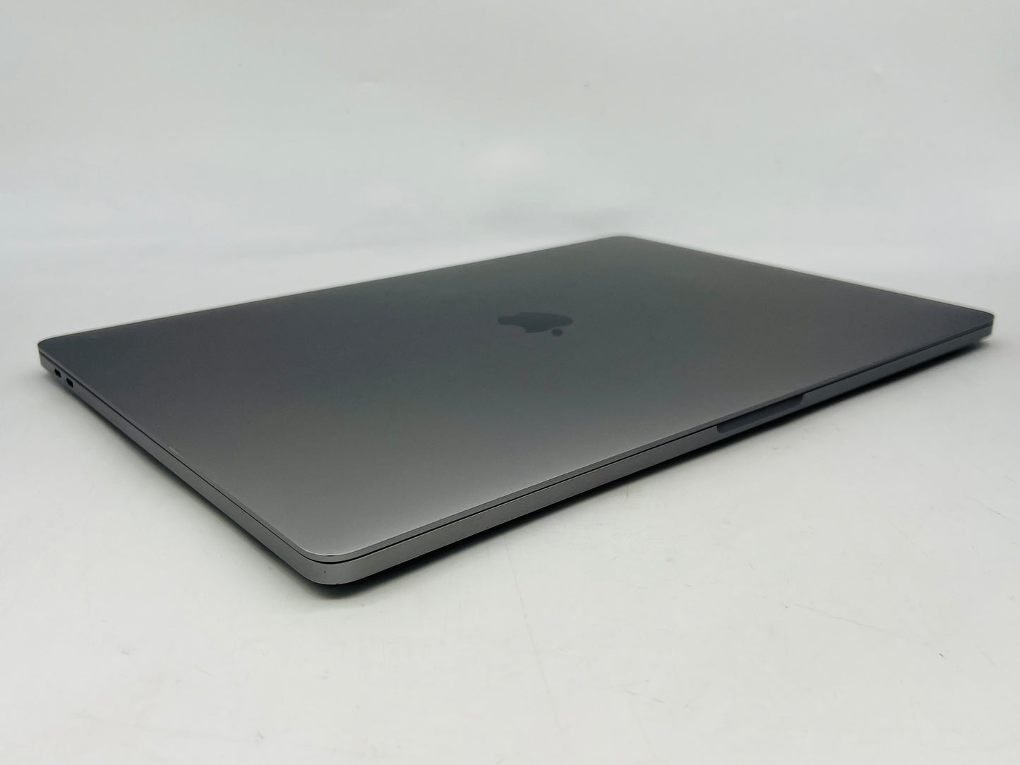 Apple 2019 MacBook Pro 16" 2.3GHz i9 32GB RAM 1TB SSD RP5500M 4GB - Very Good