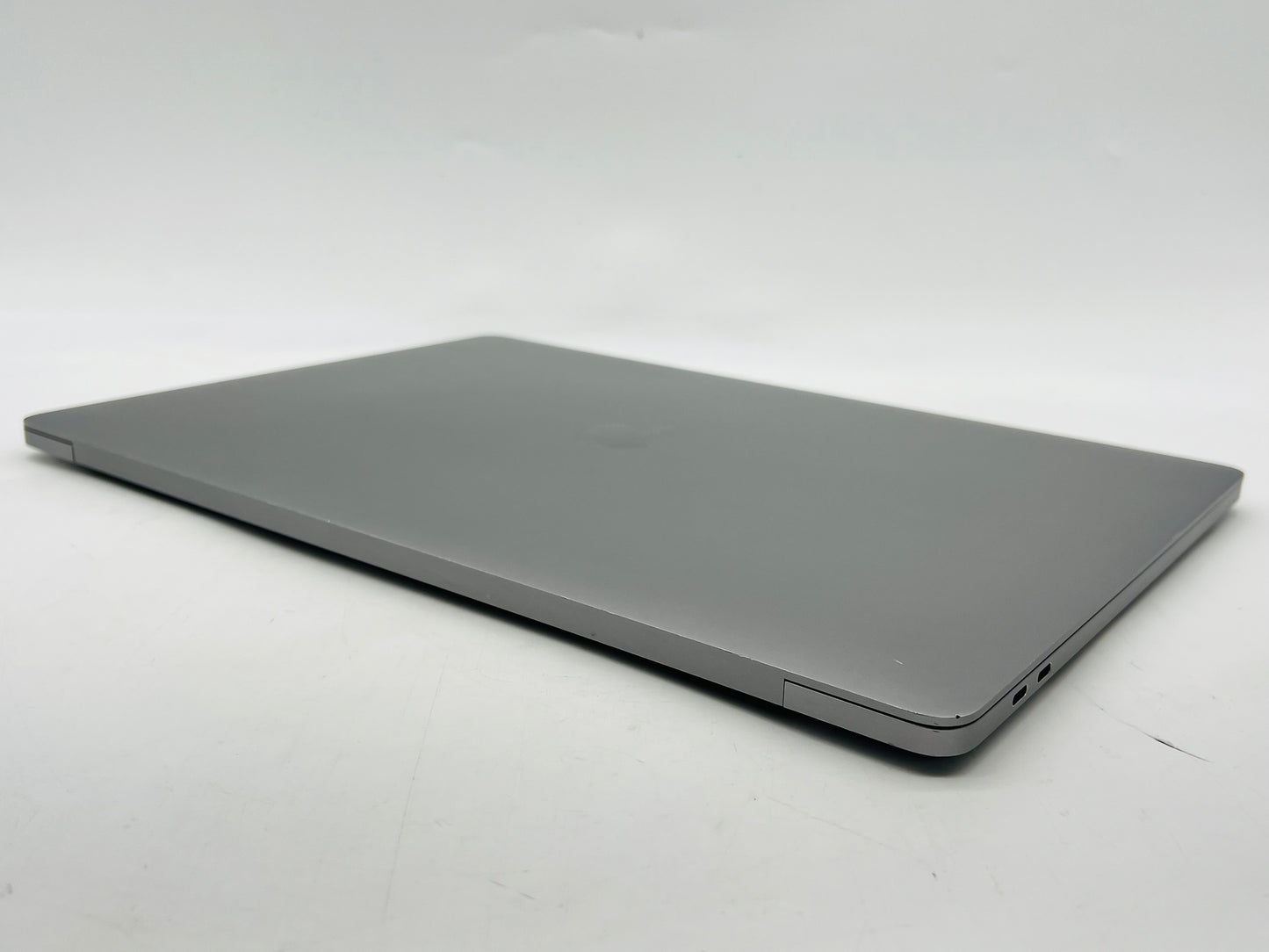 Apple 2019 MacBook Pro 16" 2.3GHz i9 32GB RAM 1TB SSD RP5500M 4GB - Very Good