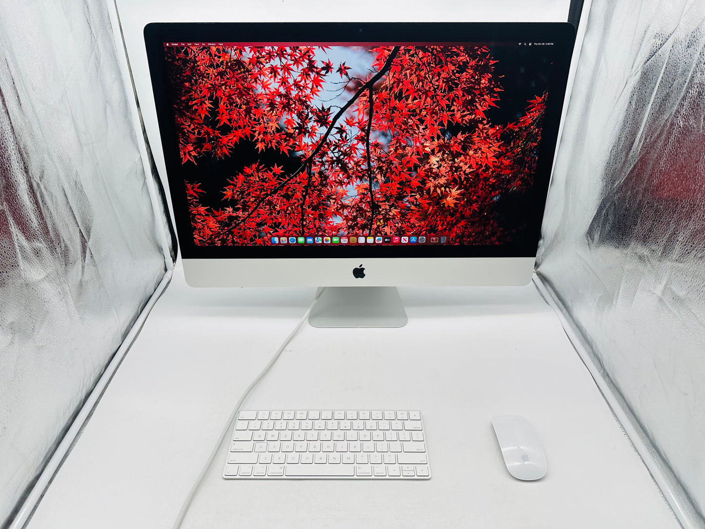 Apple 2017 iMac 27 in 5K 4.2GHz i7 64GB RAM 2TB SSD RP580 8GB - Very Good