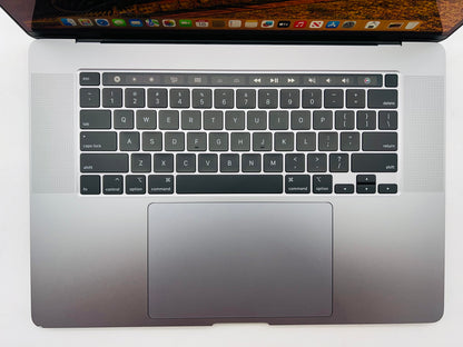 Apple 2019 16" MacBook Pro 2.6GHz i7 16GB RAM 512GB SSD RP5300M 4GB 32 Cycles!