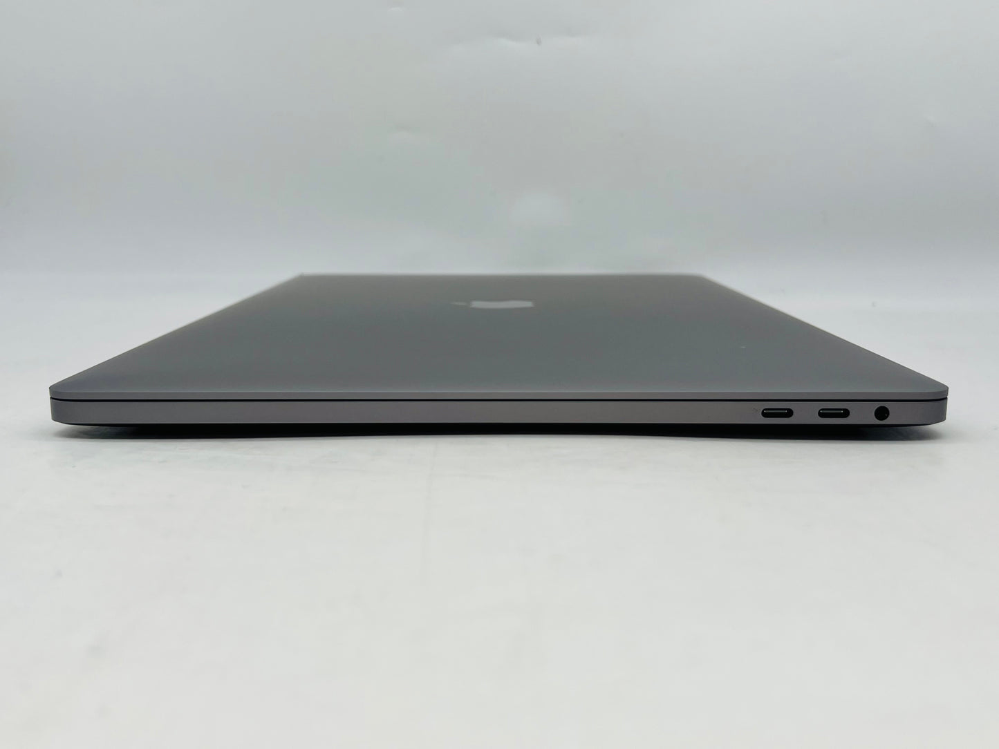 Apple 2019 16" MacBook Pro 2.6GHz i7 16GB RAM 512GB SSD RP5300M 4GB 32 Cycles!