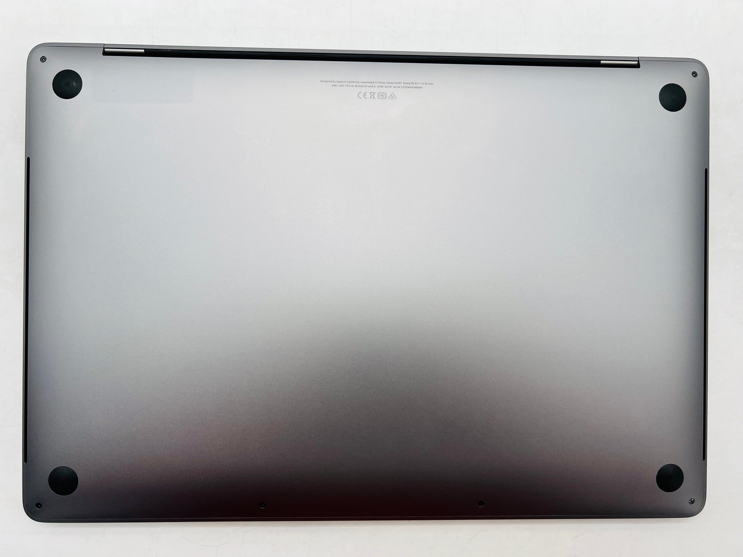 Apple 2019 16" MacBook Pro 2.6GHz i7 16GB RAM 512GB SSD RP5300M 4GB 32 Cycles!