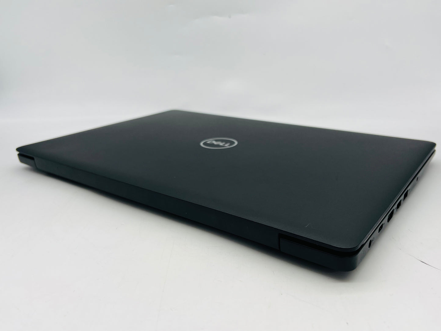 Dell Latitude 3500 15.6'' 1.6GHz Intel i5-8265U 8GB RAM 256GB SSD - Very Good