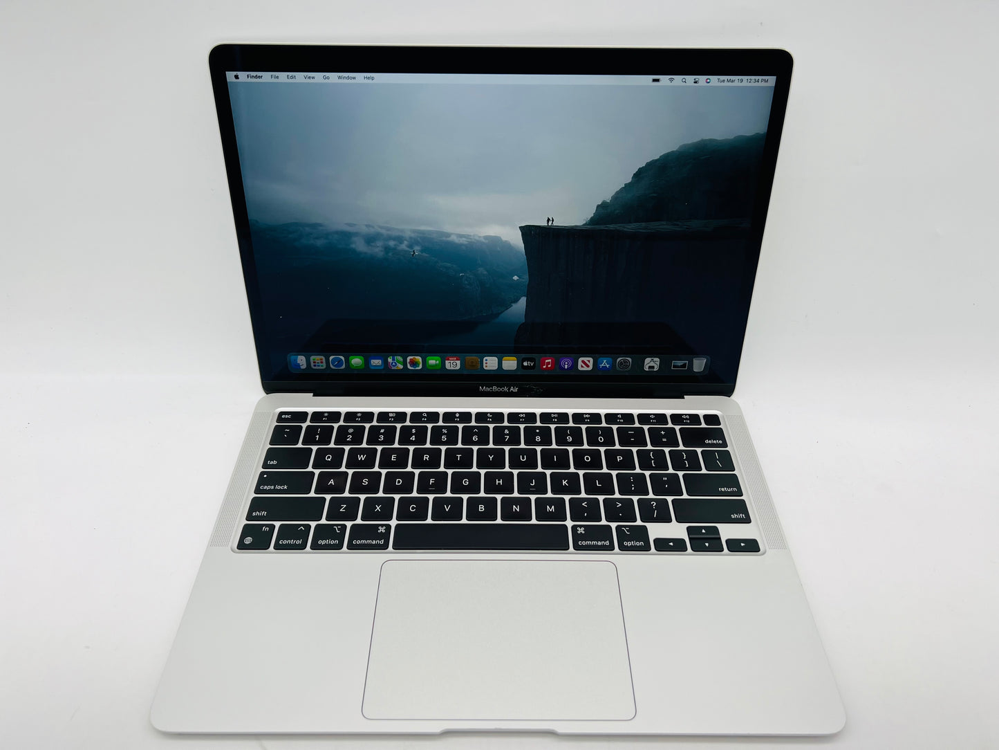 Apple 2020 MacBook Air M1 3.2GHz (7-Core GPU) 8GB RAM 256GB SSD AC+ - Good