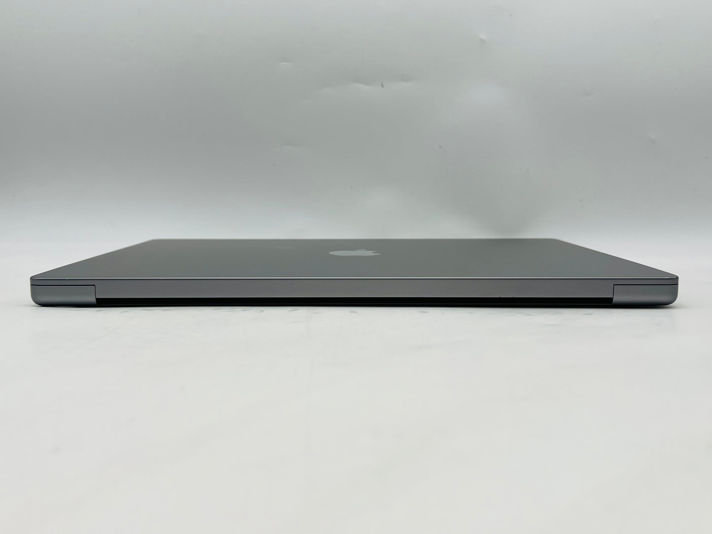 Apple 2021 MacBook Pro 16" M1 Max (32-Core GPU) 64GB RAM 2TB SSD AC+ - Very good