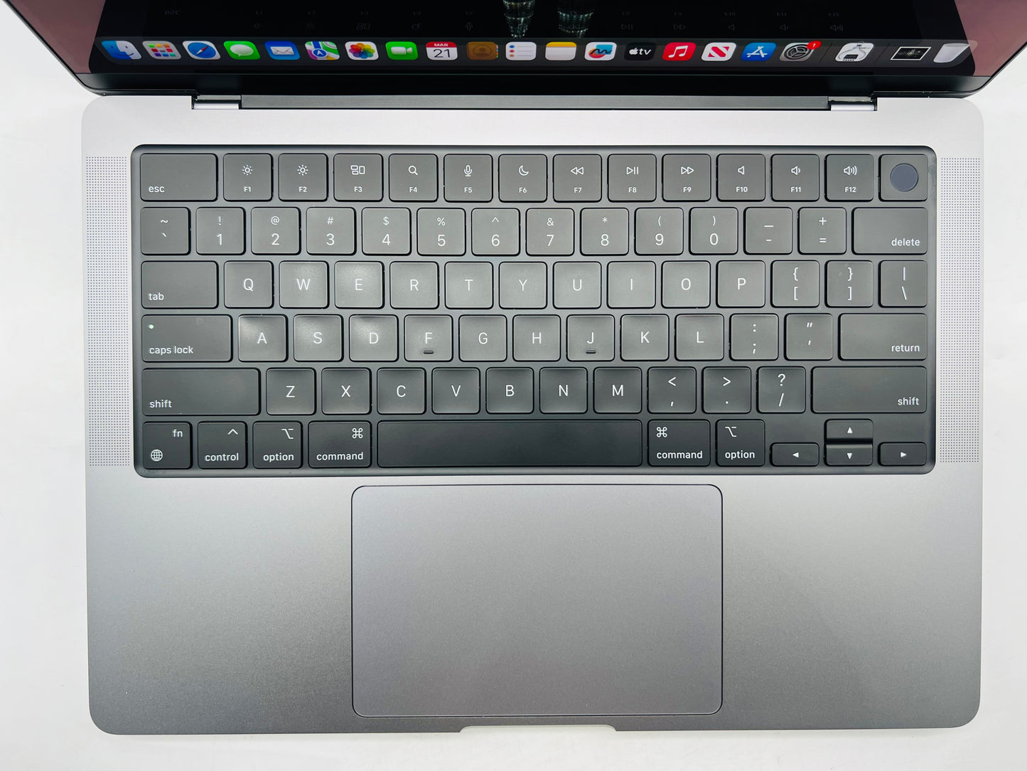 Apple 2021 MacBook Pro 14" M1 Pro (14-Core GPU) 16GB RAM 512GB SSD Excellent