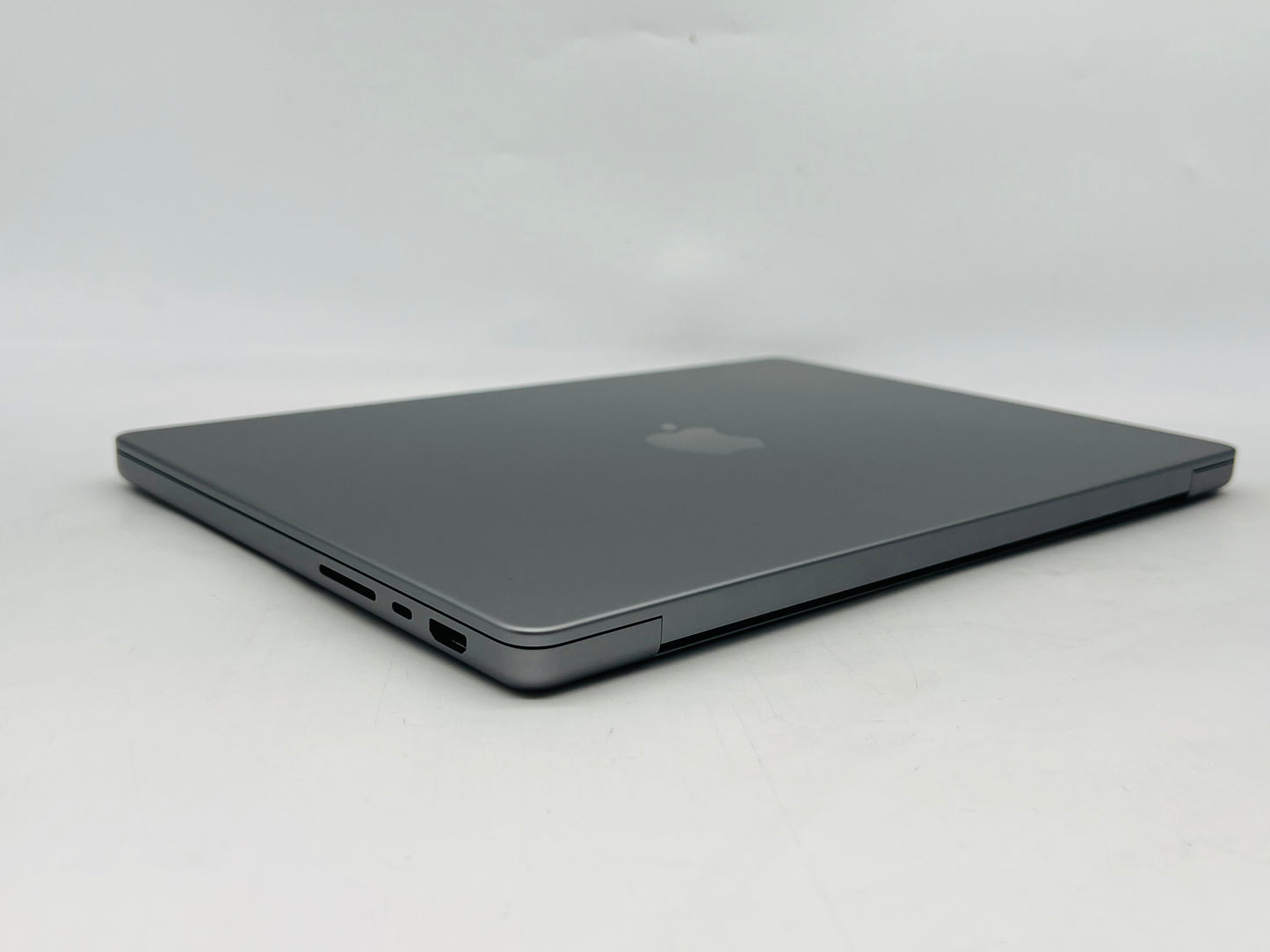 Apple 2021 MacBook Pro 14" M1 Pro (14-Core GPU) 16GB RAM 512GB SSD Excellent