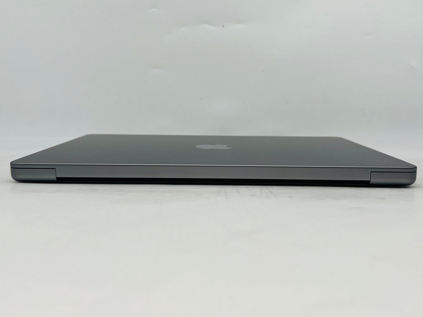 Apple 2021 MacBook Pro 14" M1 Pro (14-Core GPU) 16GB RAM 512GB SSD Excellent