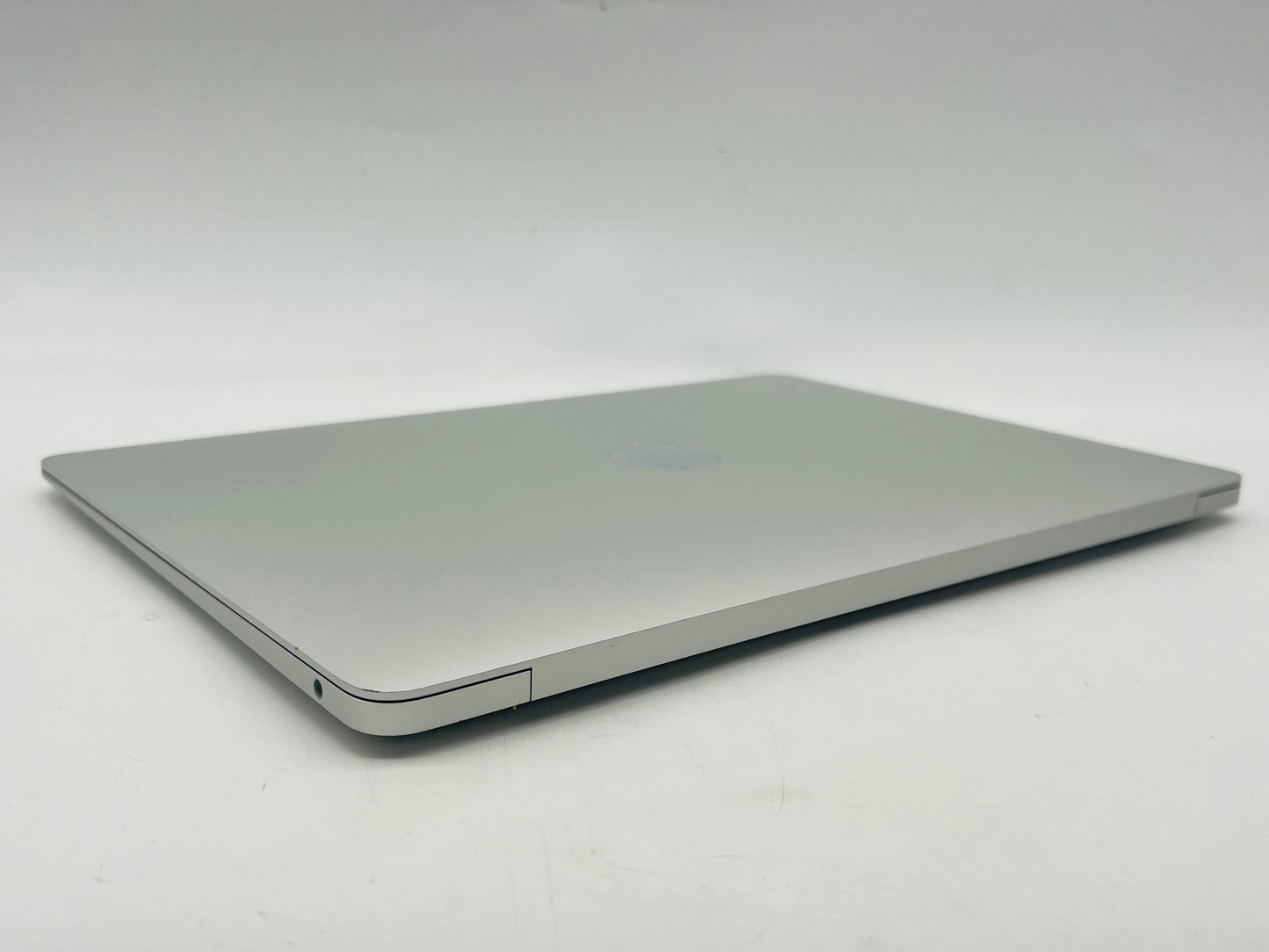 Apple 2020 MacBook Air M1 3.2GHz (7-Core GPU) 8GB RAM 512GB SSD - Excellent