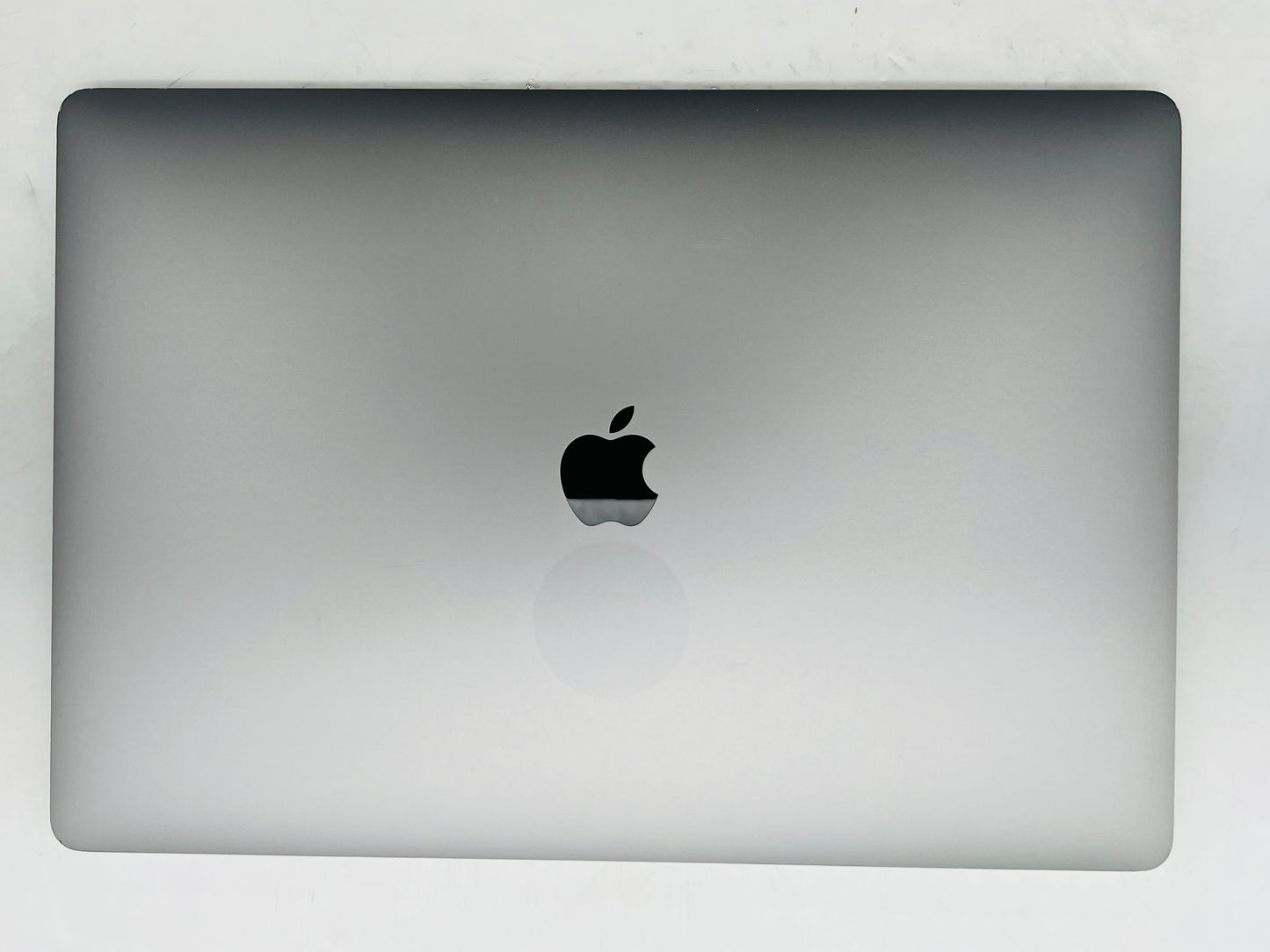 Apple 2019 MacBook Pro 16 in 2.3GHz i9 16GB RAM 1TB SSD RP5500M 4GB - Very Good