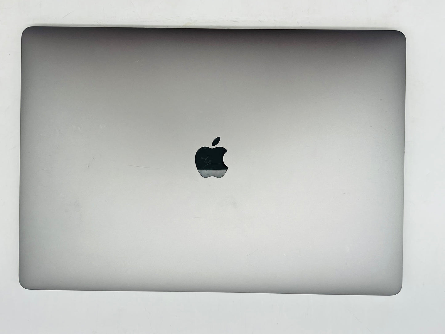 Apple 2019 MacBook Pro 16" 2.4GHz i9 64GB RAM 1TB SSD RP5500M 8GB - Very Good