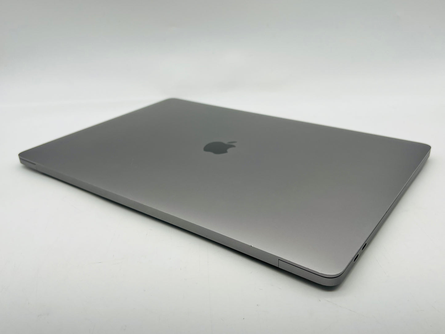 Apple 2019 MacBook Pro 16 in 2.4GHz i9 32GB RAM 1TB SSD RP5500M 8GB - good