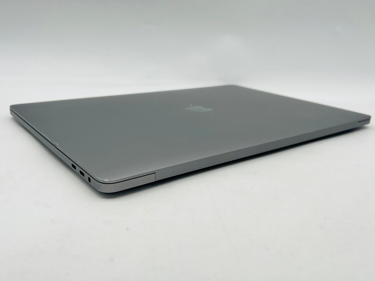 Apple 2019 MacBook Pro 16 in 2.3GHz i9 16GB RAM 1TB SSD RP5500M 4GB - Very Good