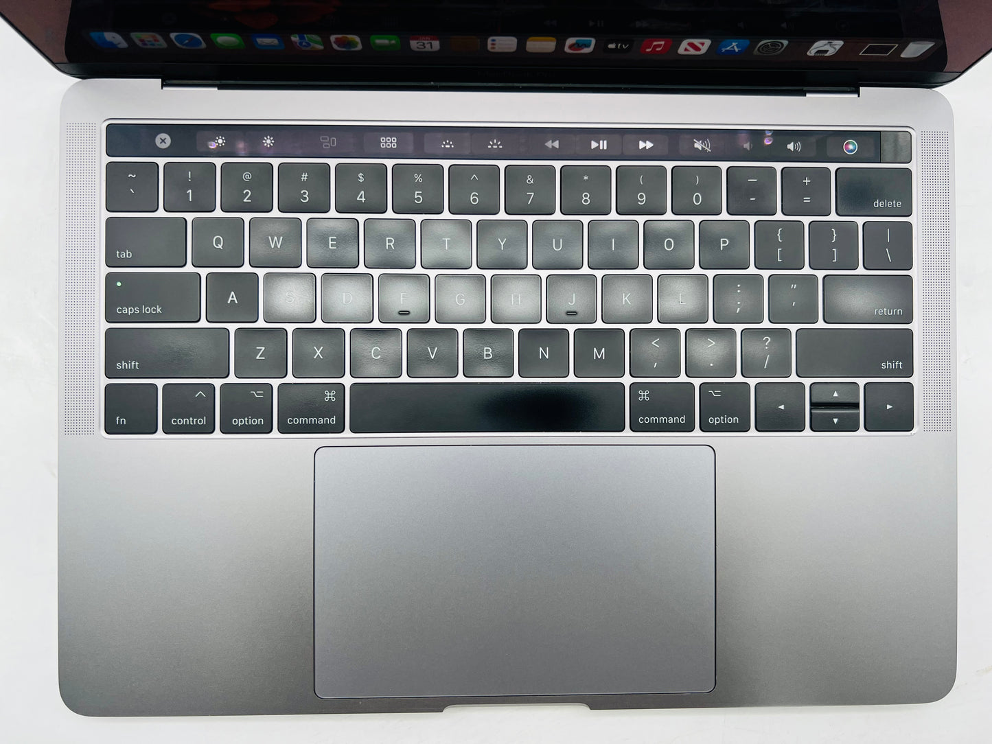 Apple 2017 MacBook Pro 13" TB 3.3GHz i5 16GB RAM 1TB SSD IIPG650 - Very Good