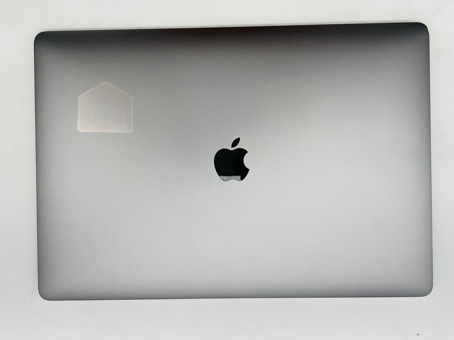 Apple 2017 Macbook Pro 13in 2.8GHz i7 16GB RAM 256GB SSD RP555 2GB - Good