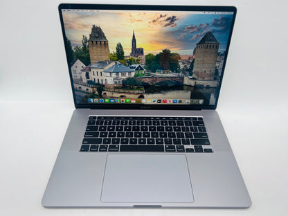 Apple 2019 MacBook Pro 16" 2.4GHz i9 32GB RAM 2TB SSD RP5500M 4GB - Very Good