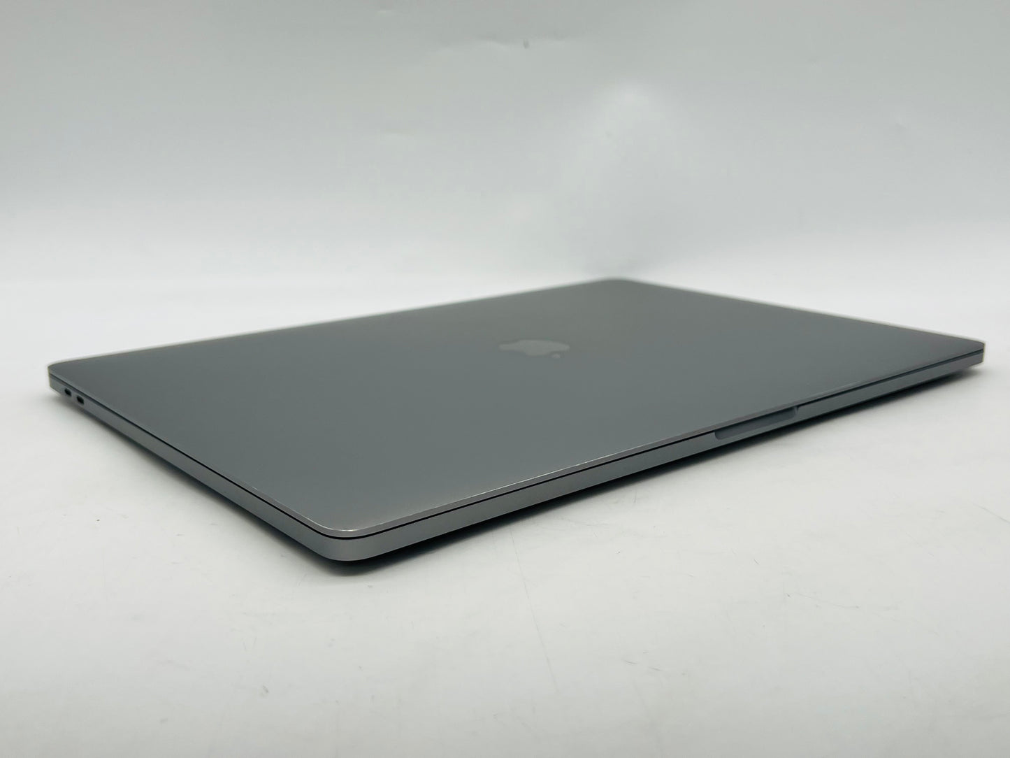 Apple 2019 MacBook Pro 16" 2.4GHz i9 32GB RAM 2TB SSD RP5500M 4GB - Very good