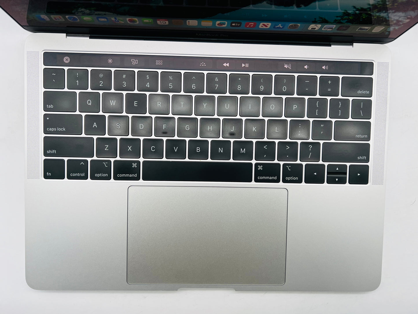 Apple 2019 MacBook Pro 13 in 2.8GHz i7 16GB RAM 1TB SSD IIPG655 - Very Good