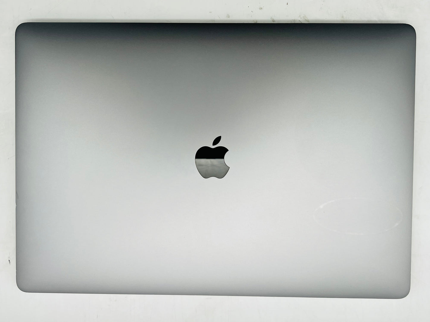 Apple 2019 MacBook Pro 16 in 2.3GHz i9 16GB RAM 1TB SSD RP5500M 4GB - Very Good