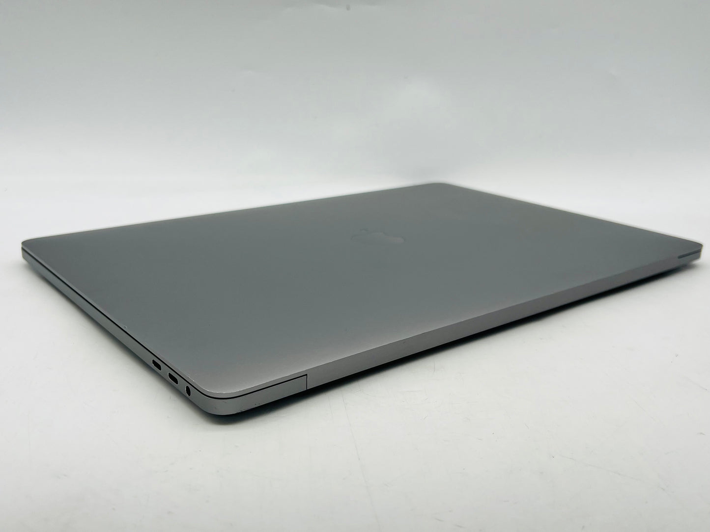 Apple 2019 MacBook Pro 16 in 2.3GHz i9 16GB RAM 1TB SSD RP5500M 4GB - Very Good