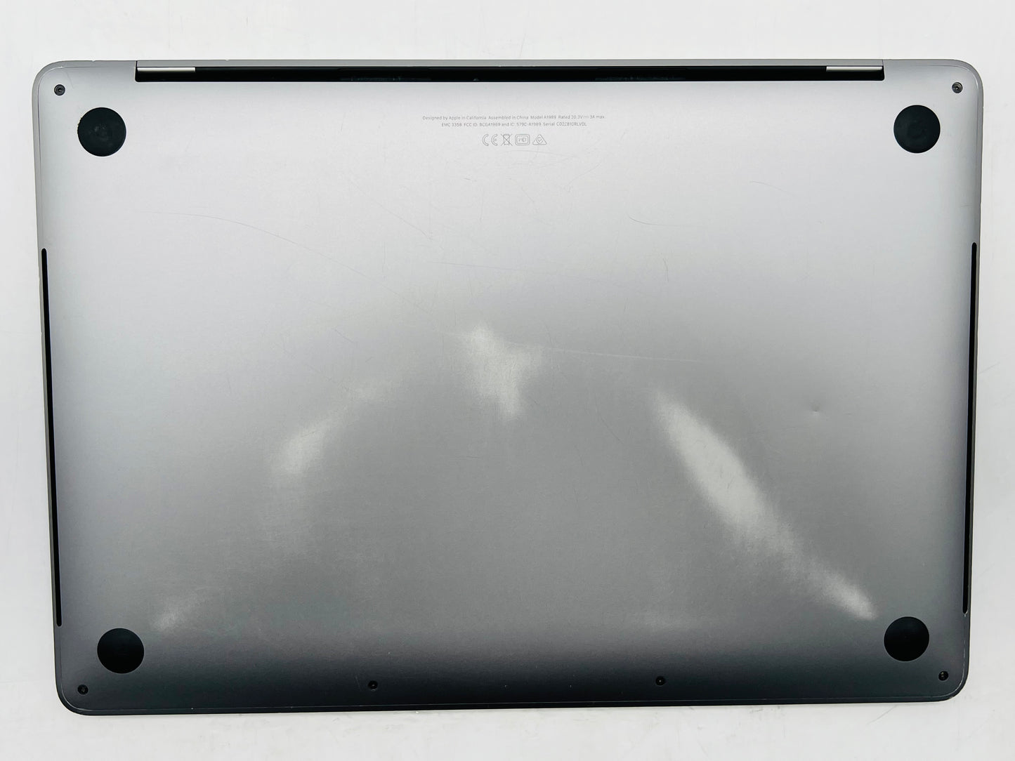 Apple 2019 MacBook Pro 13 in 2.4GHz i5 8GB RAM 512GB SSD IIPG655 - Read Descrip