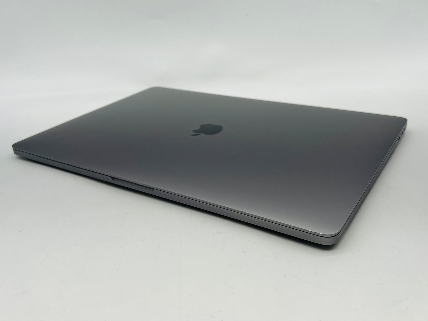 Apple 2019 MacBook Pro 16 in 2.4GHz i9 32GB RAM 1TB SSD RP5500M 4GB - Good