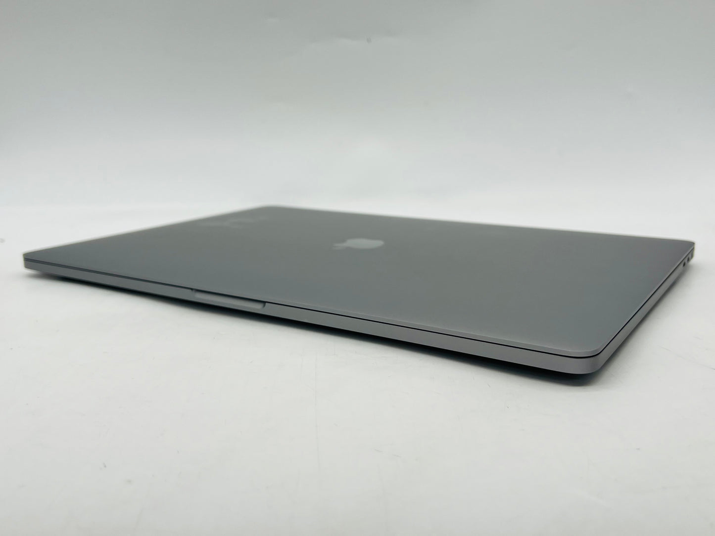 Apple 2019 MacBook Pro 16 in 2.3GHz i9 32GB RAM 1TB SSD RP5500M 4GB - Very Good